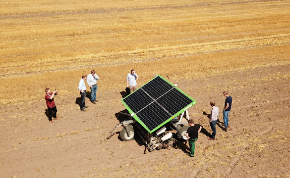 Farmdroid im Test auf der AGRAVIS Future Farm