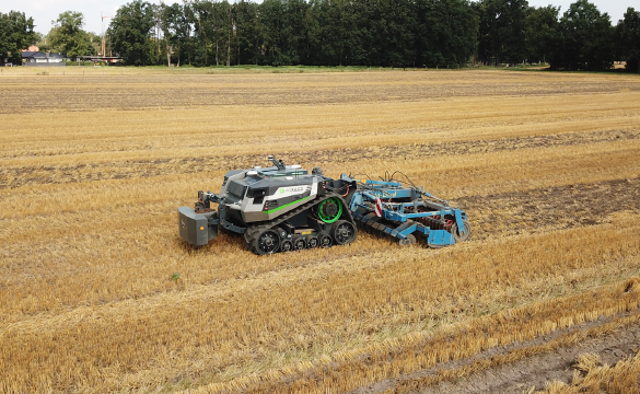 AGRAVIS Future Farm Feldroboter