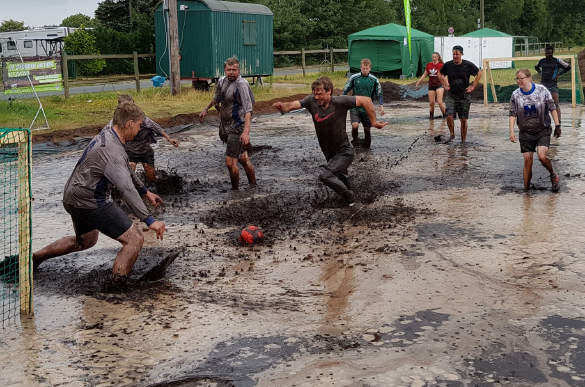 Schlammfußball in Tarmstedt