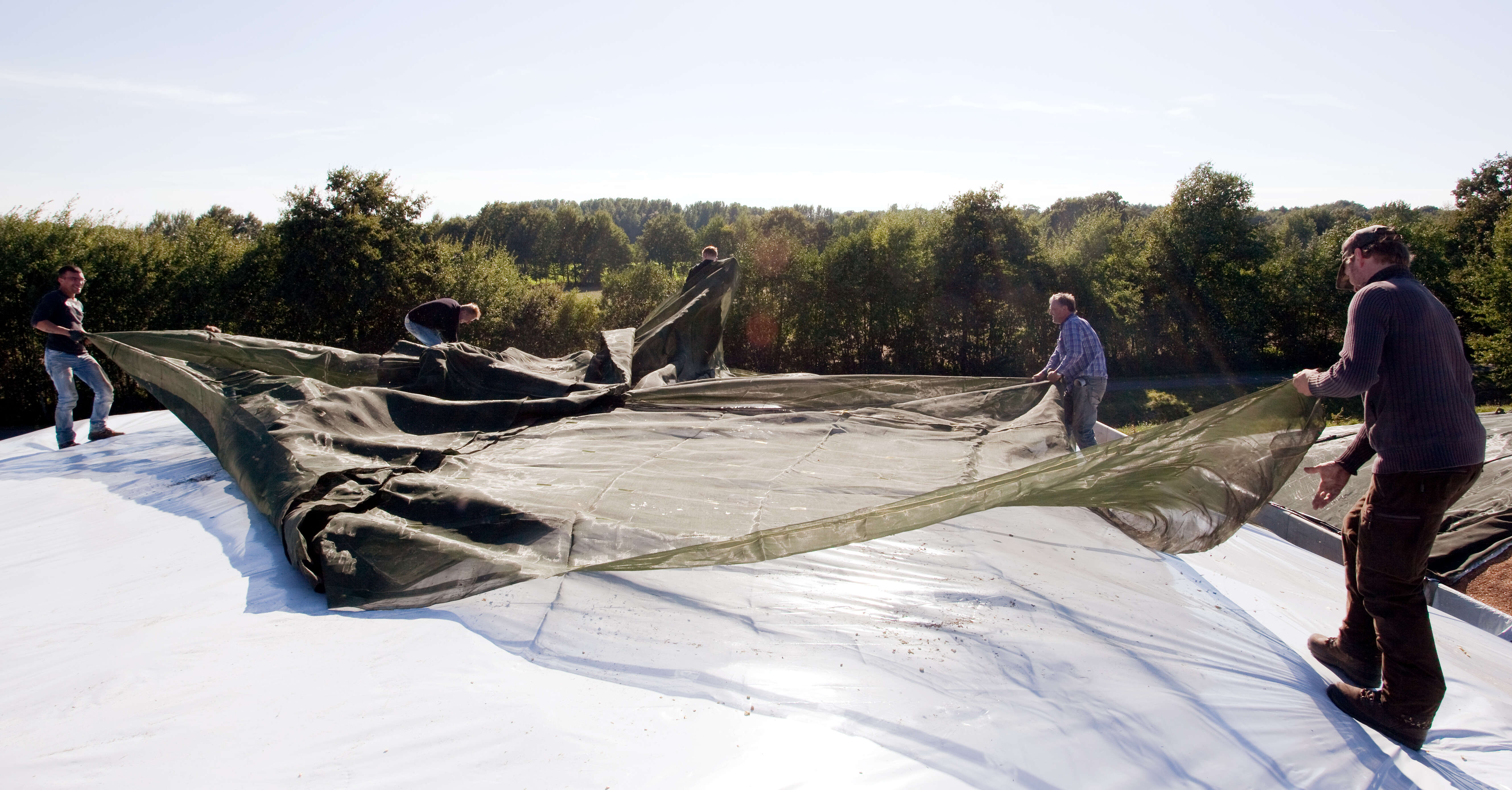 Attention Fermentation gas in the new silo stock