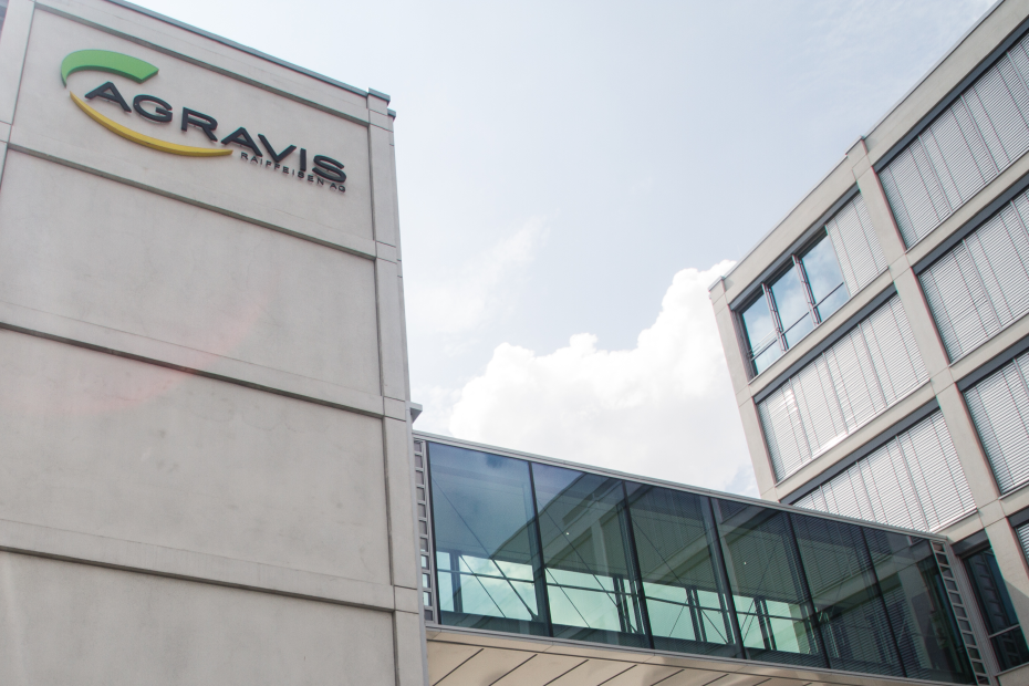 Außenansicht AGRAVIS Zentrale Münster - Skywalk verbindet Gebäudeteile