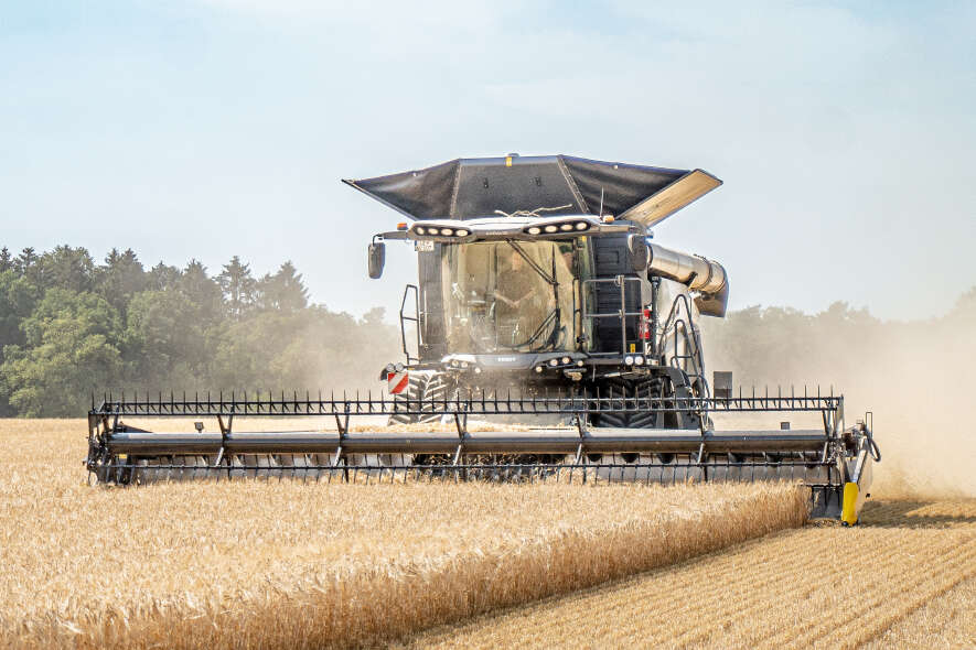 Fendt Ideal Mähdrescher auf dem Feld