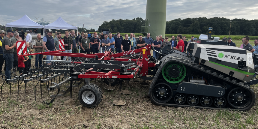 Robotik Demotour 2024 Telgte Agxeed autonomer Schlepper