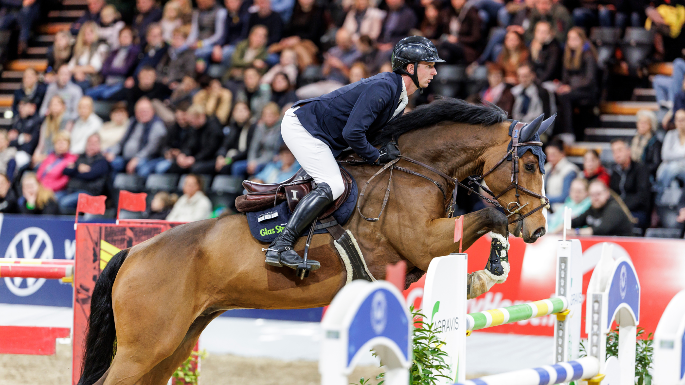 AGRAVIS-Cup Oldenburg Mittlere Tour Sprung HASSMANN Felix (GER), Vithargos W.Z.