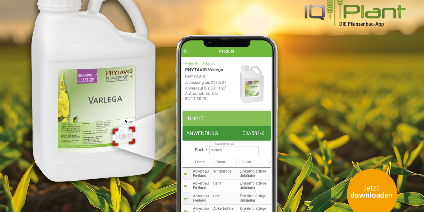Smartphone mit der AGRAVIS-App IQ-Plant auf dem Bildschirm, daneben ein Pflanzenschutzkanister.