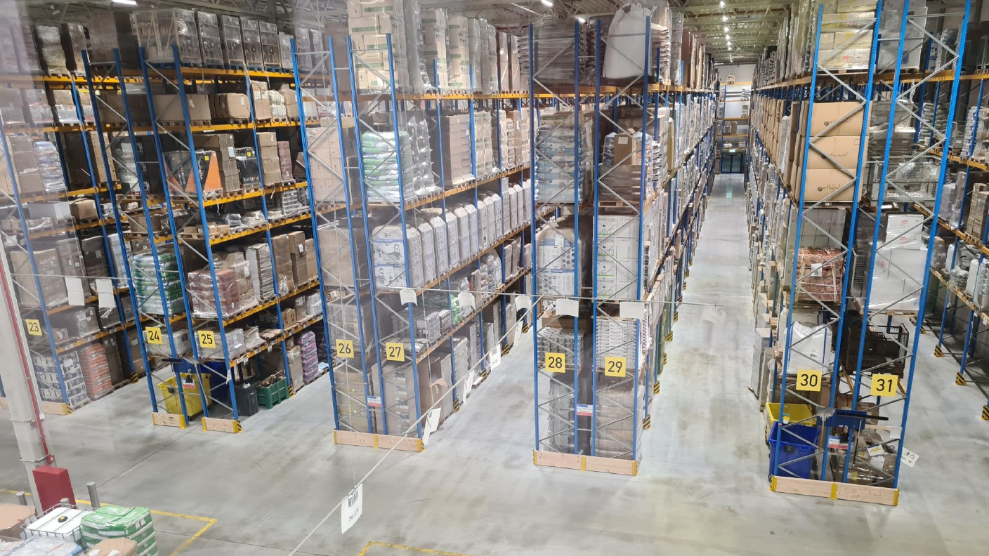 Hochregale im Distributionszentrum Nottuln