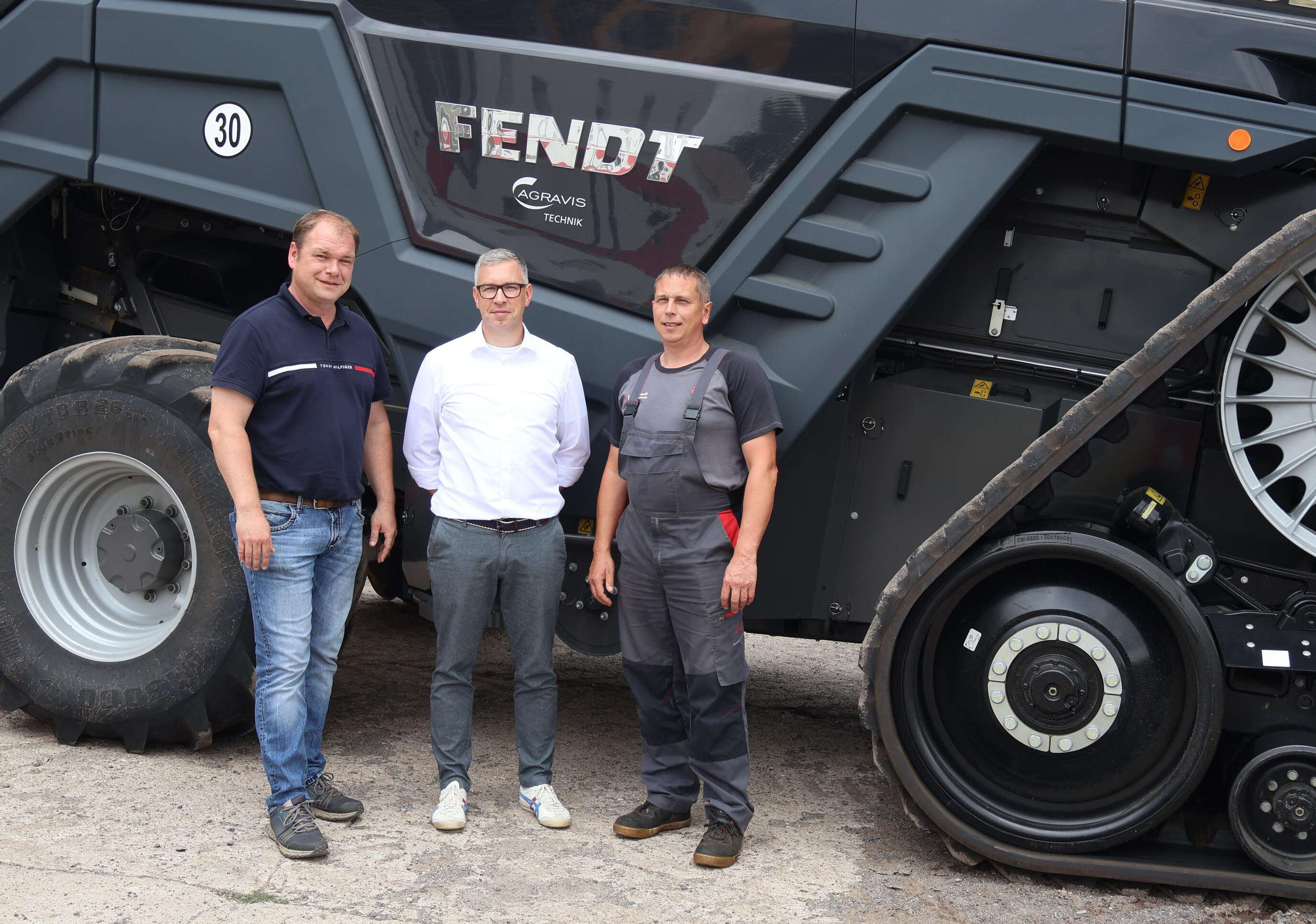 AGRAVIS Technik Sachsen-Anhalt/Brandenburg Vertragsunterzeichnung Loitsche