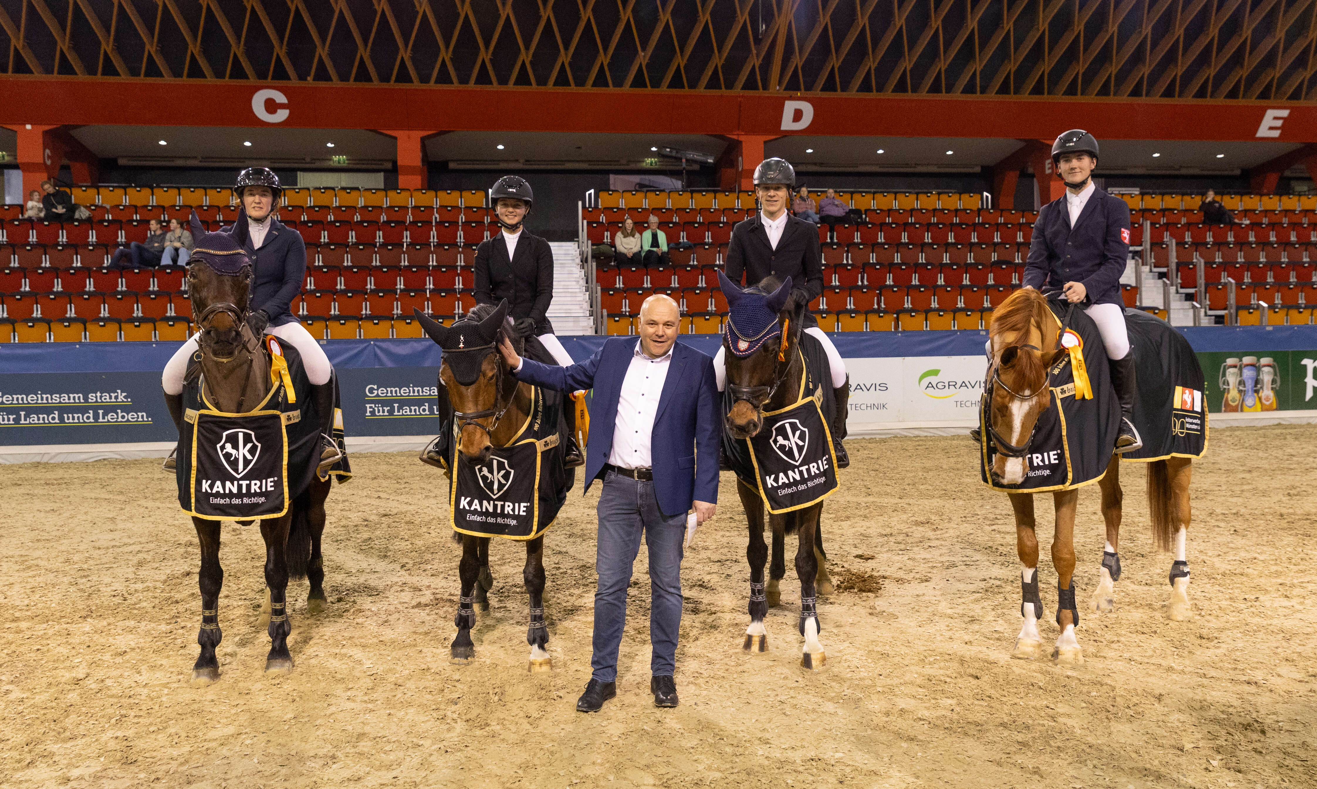 AGRAVIS-Cup Münster 2026 Mannschaftsspringen Altkreis Sieger Coesfeld