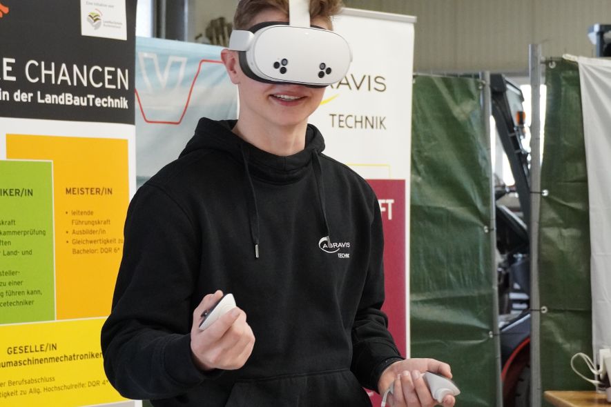 Ausbildung virtuell erleben mit VR-Brille